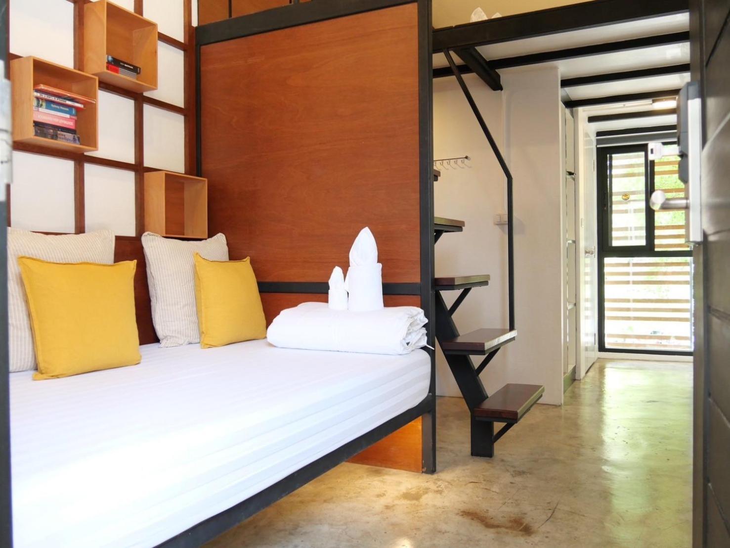 Book A Bed Poshtel - Sha Plus Phuket Exterior photo