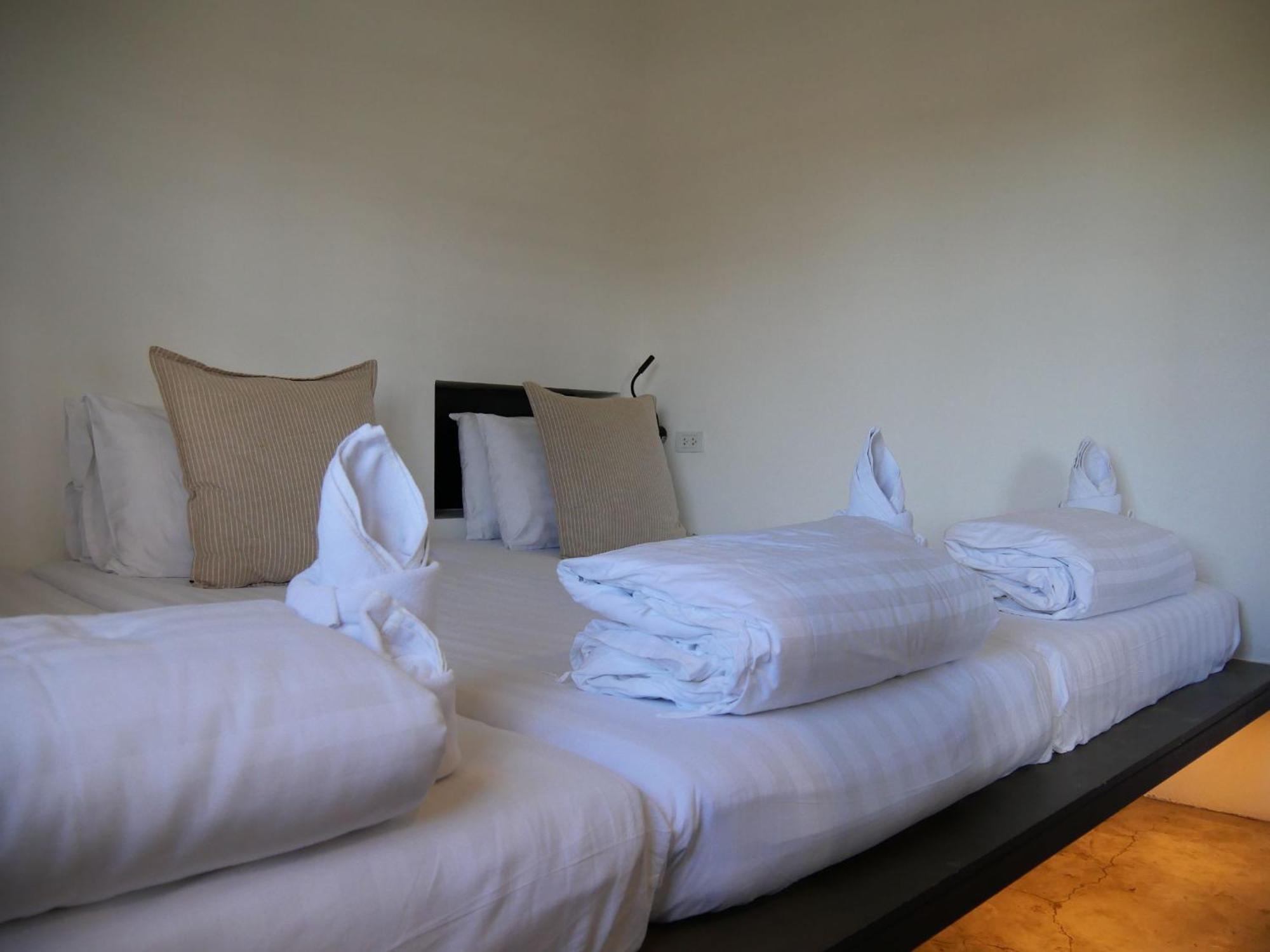 Book A Bed Poshtel - Sha Plus Phuket Exterior photo